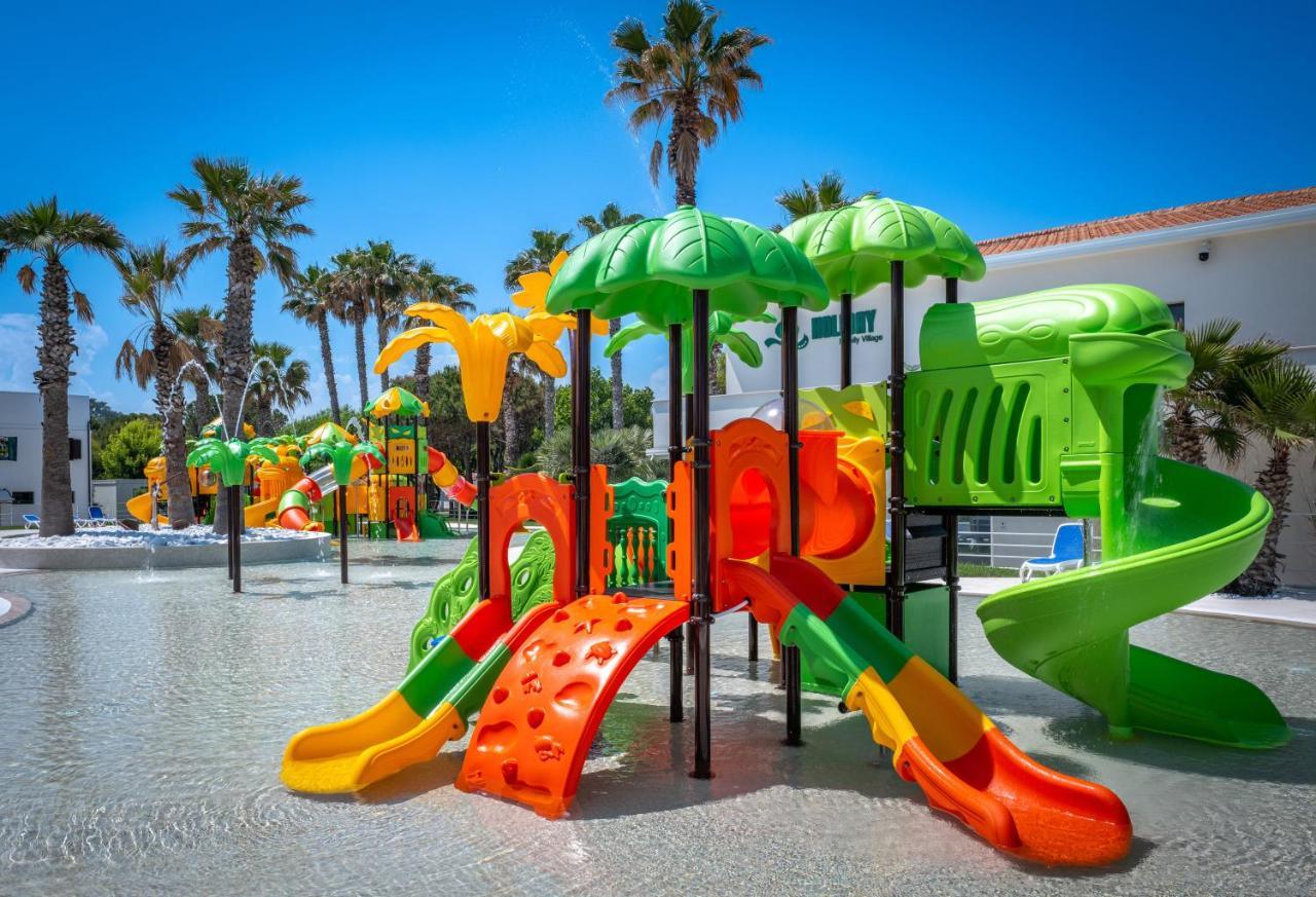 Holiday Family Village Porto SantʼElpidio Kültér fotó