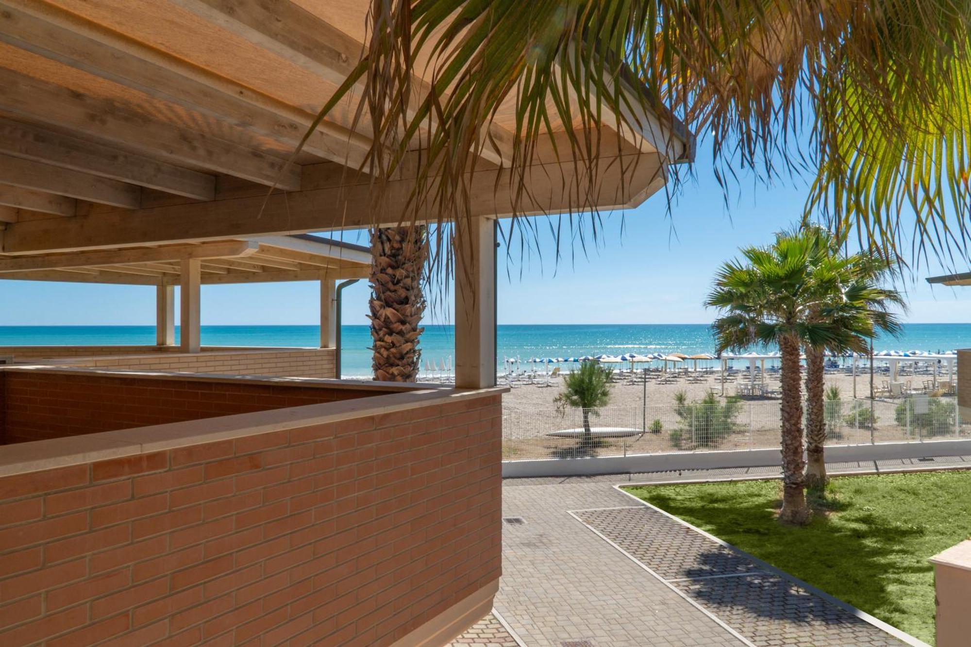 Holiday Family Village Porto SantʼElpidio Kültér fotó